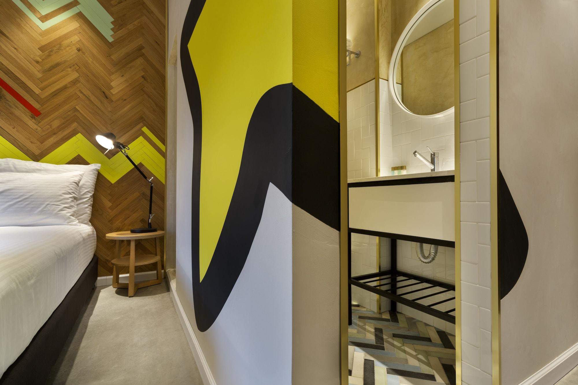 Cucu Hotel Тел Авив Екстериор снимка