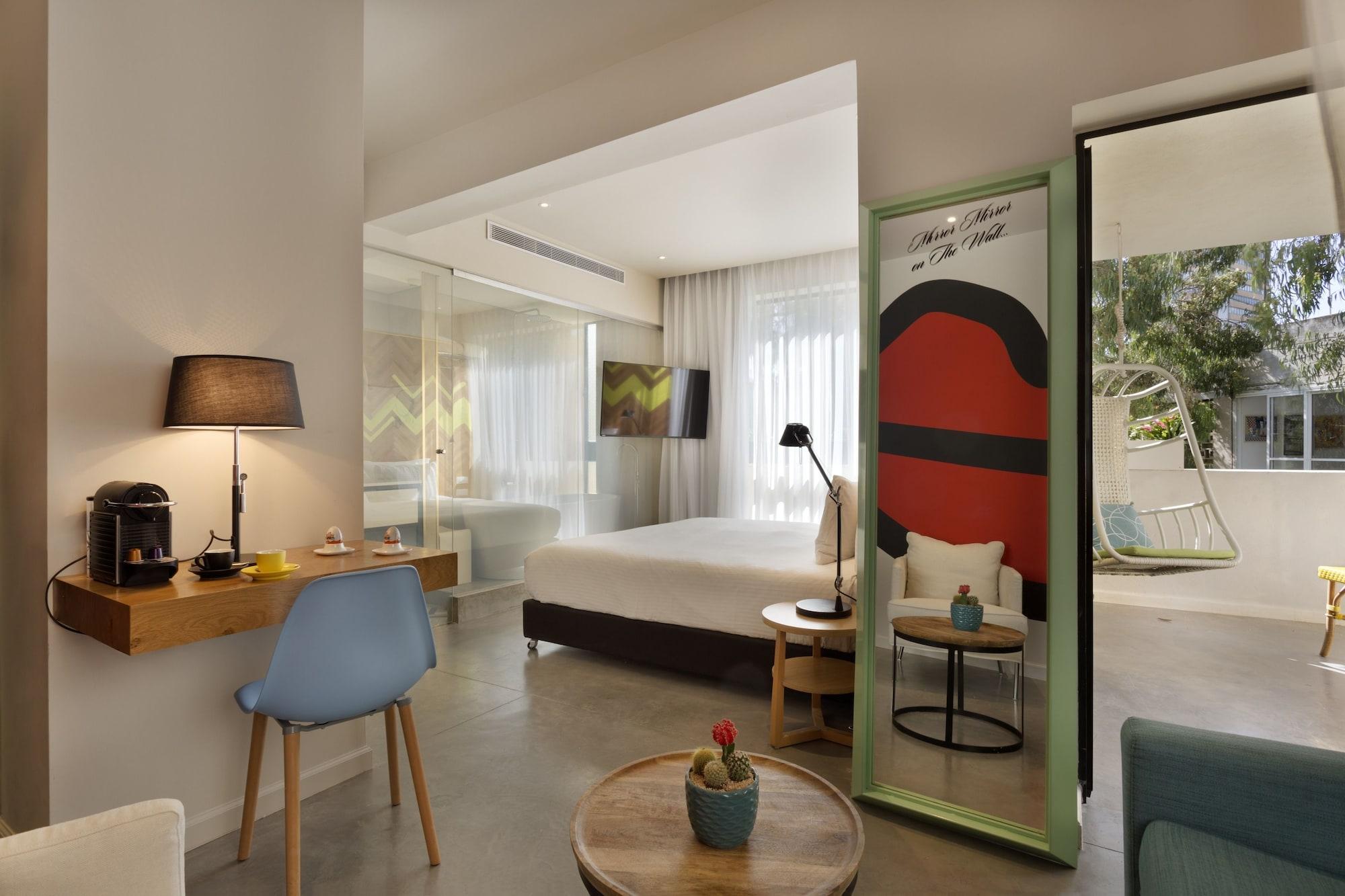 Cucu Hotel Тел Авив Екстериор снимка