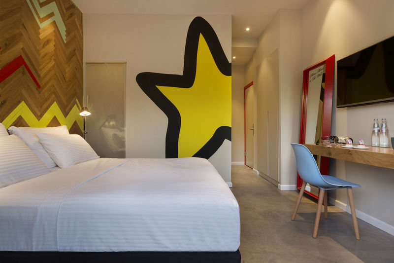 Cucu Hotel Тел Авив Екстериор снимка